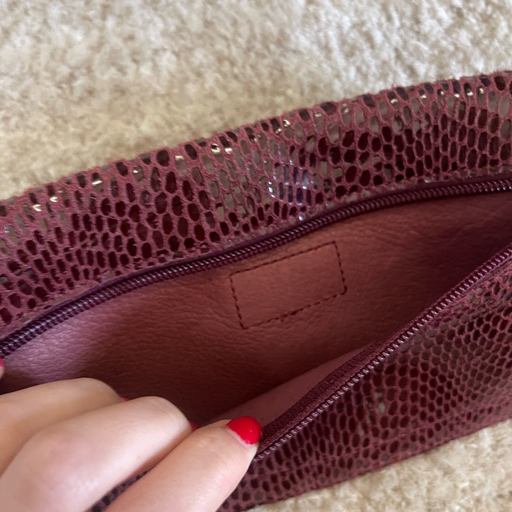 Sorial New York Burgundy Clutch NEW WITH TAGS - Picture 5 of 7